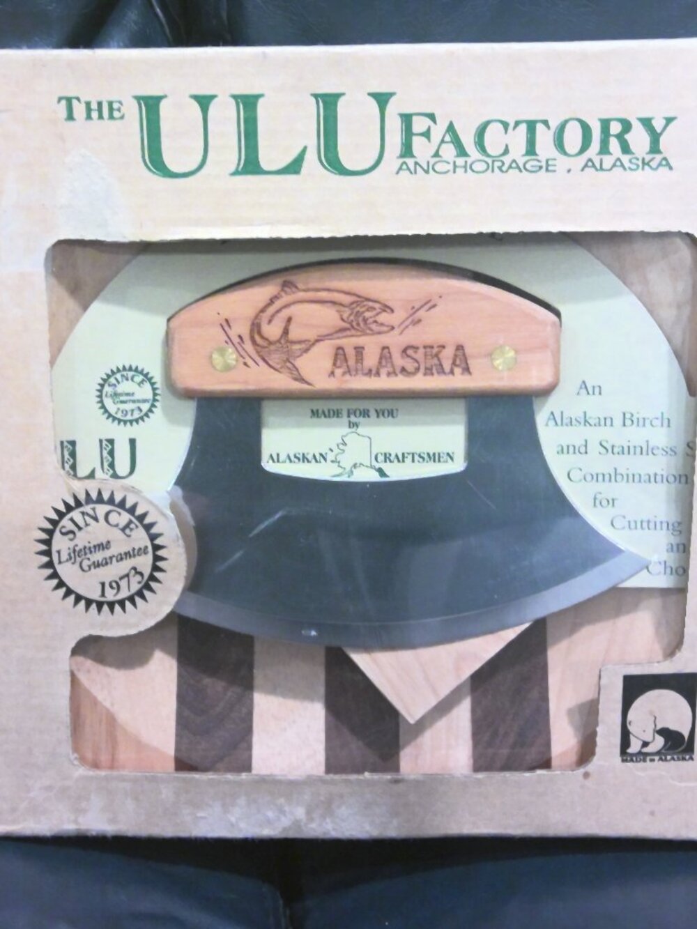 The Ulu Knife with Wood Large Chopping Bowl